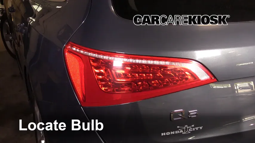 2011 Audi Q5 Premium Plus 2.0L 4 Cyl. Turbo Lights